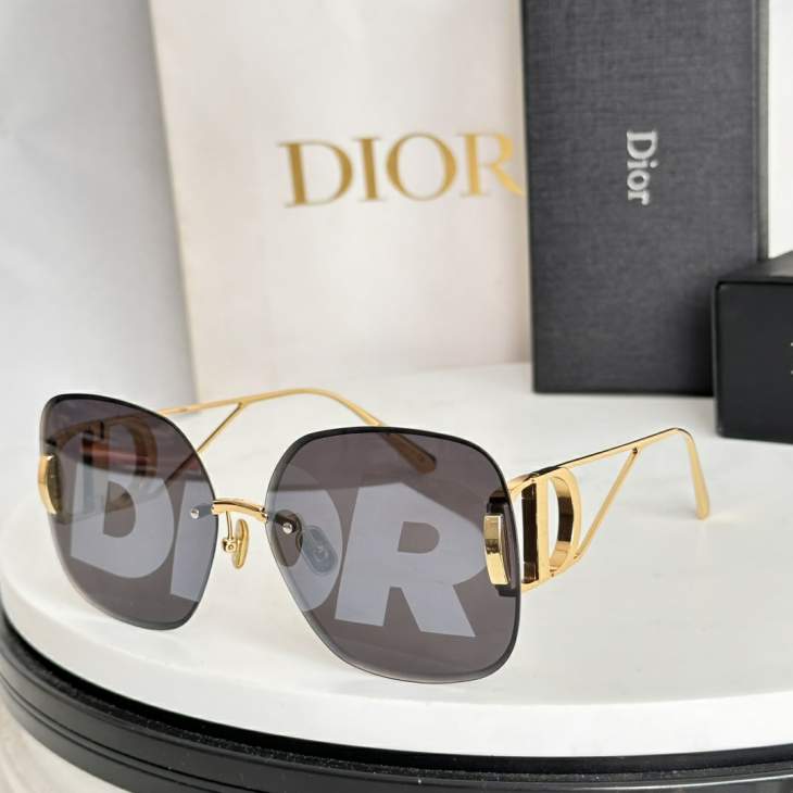 Picture of Dior Sunglasses _SKUfw77643918fw